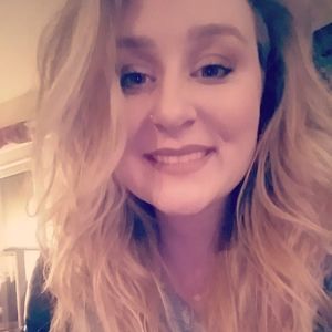 Meet your Posher, Kendra